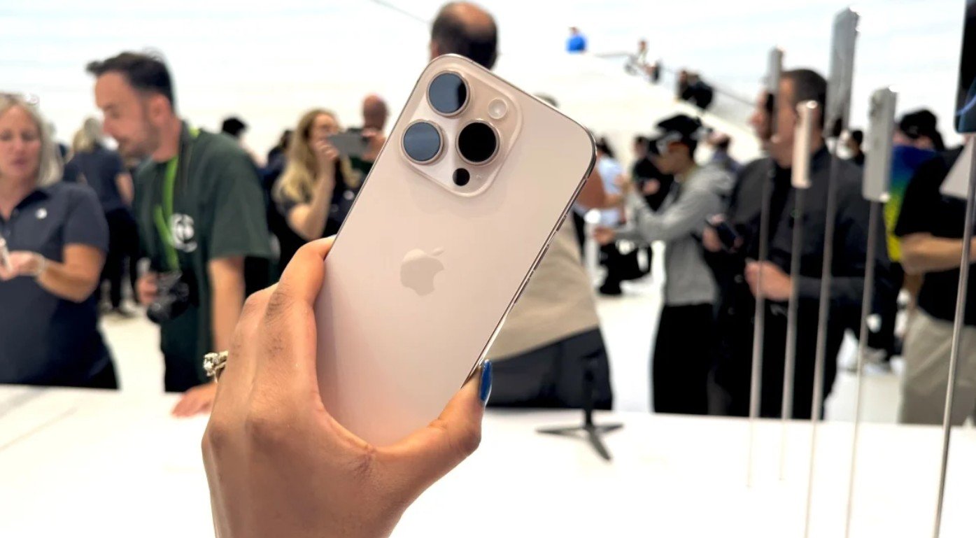 Win iPhone 16 Pro Max